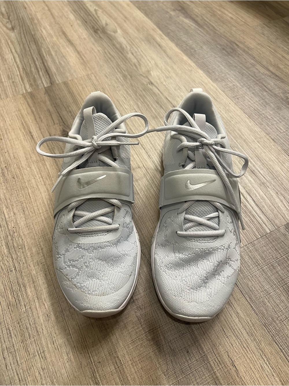 Nike Renew In-Season TR 12 Women's Training Shoes Light Grey Size 9